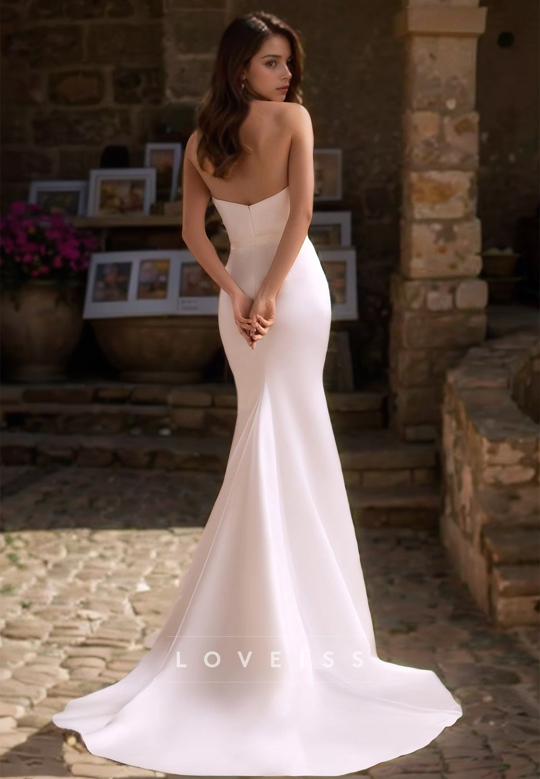 V-Neck Sleeveless Sleek Pleated Mermaid Sweep Strain Wedding Dress