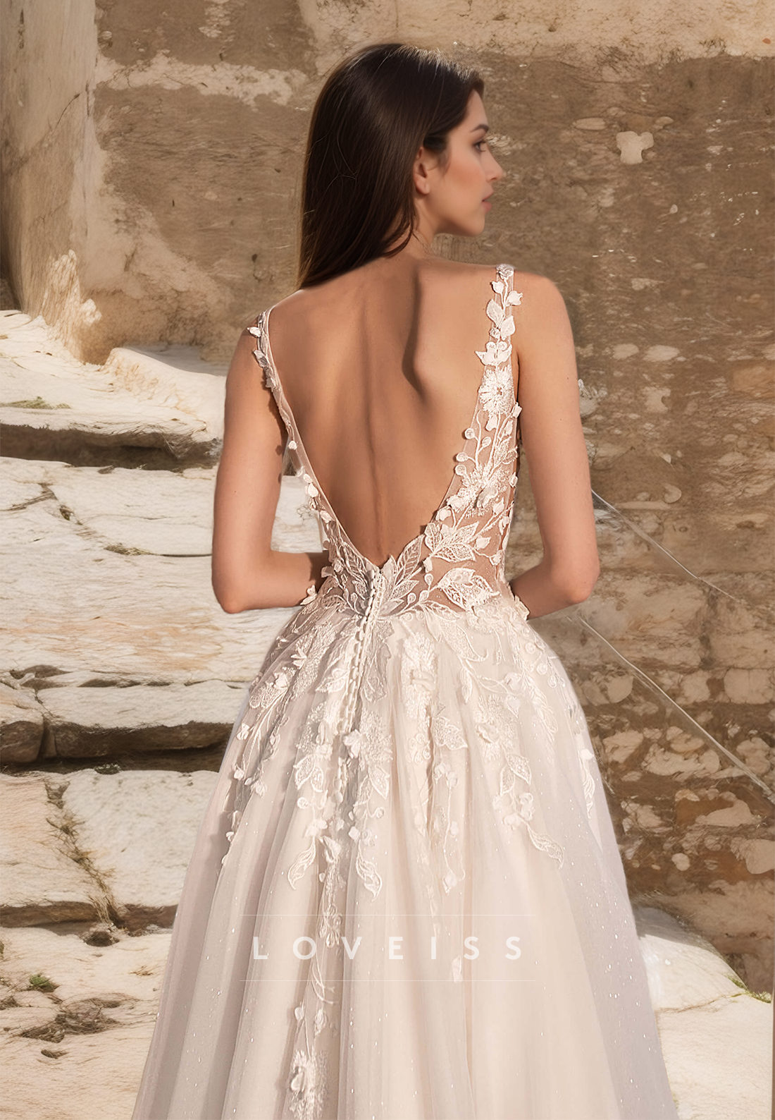 V-Neck Sleeveless Straps Appliques Tulle A-Line Wedding Dress