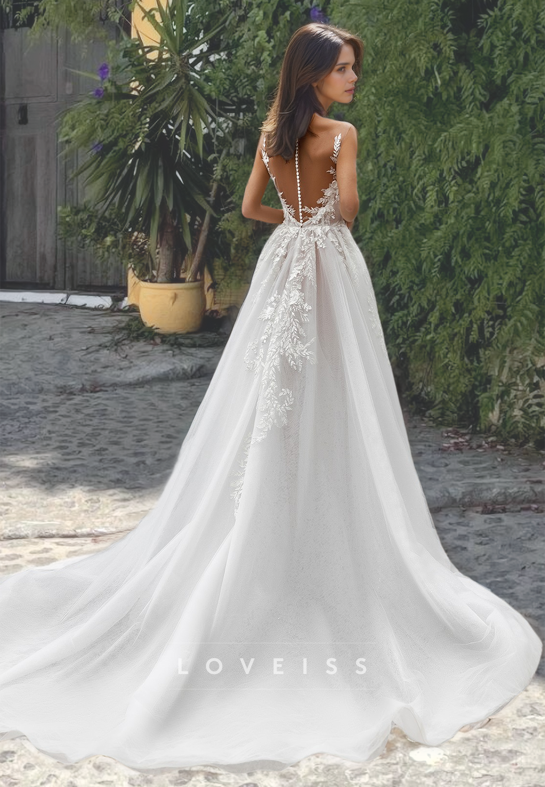 V-Neck Sleeveless Straps Appliques Tulle A-Line Wedding Dress