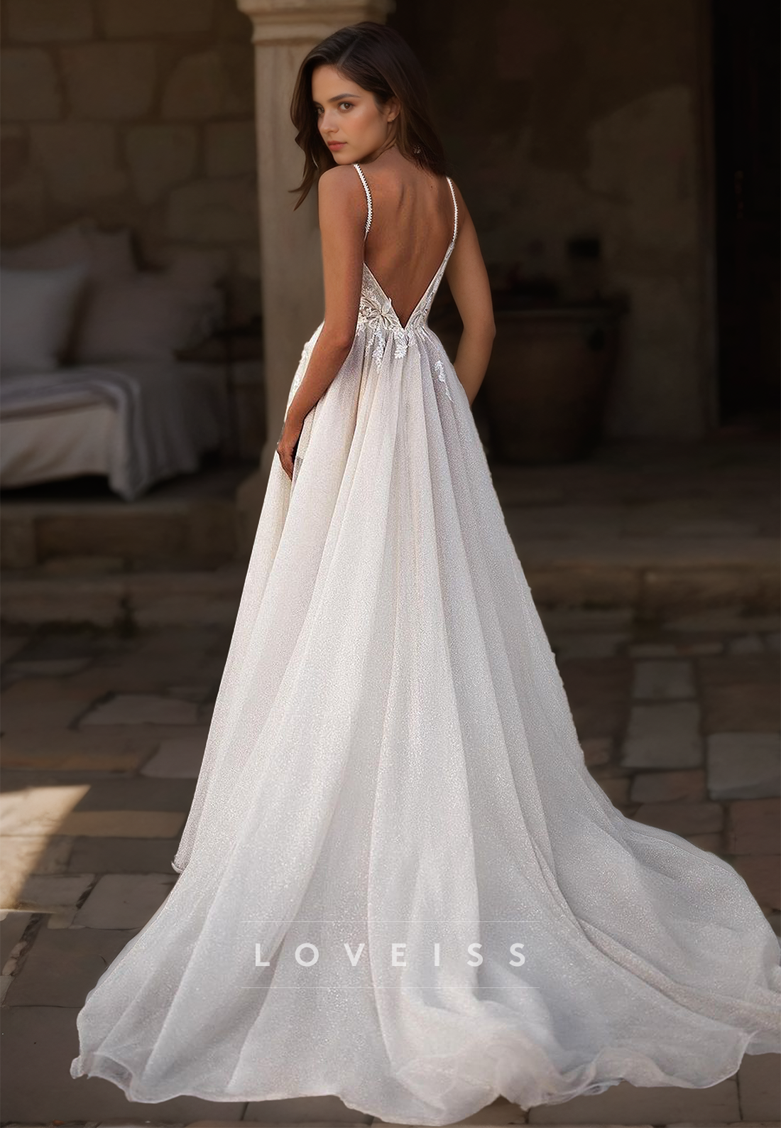 V-Neck Spaghetti Straps Appliques Pleated A-Line Wedding Dress