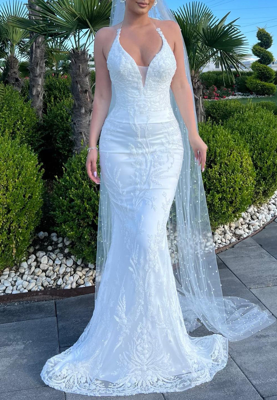 V-Neck Spaghetti Straps Lace Appliques Mermaid Wedding Dress