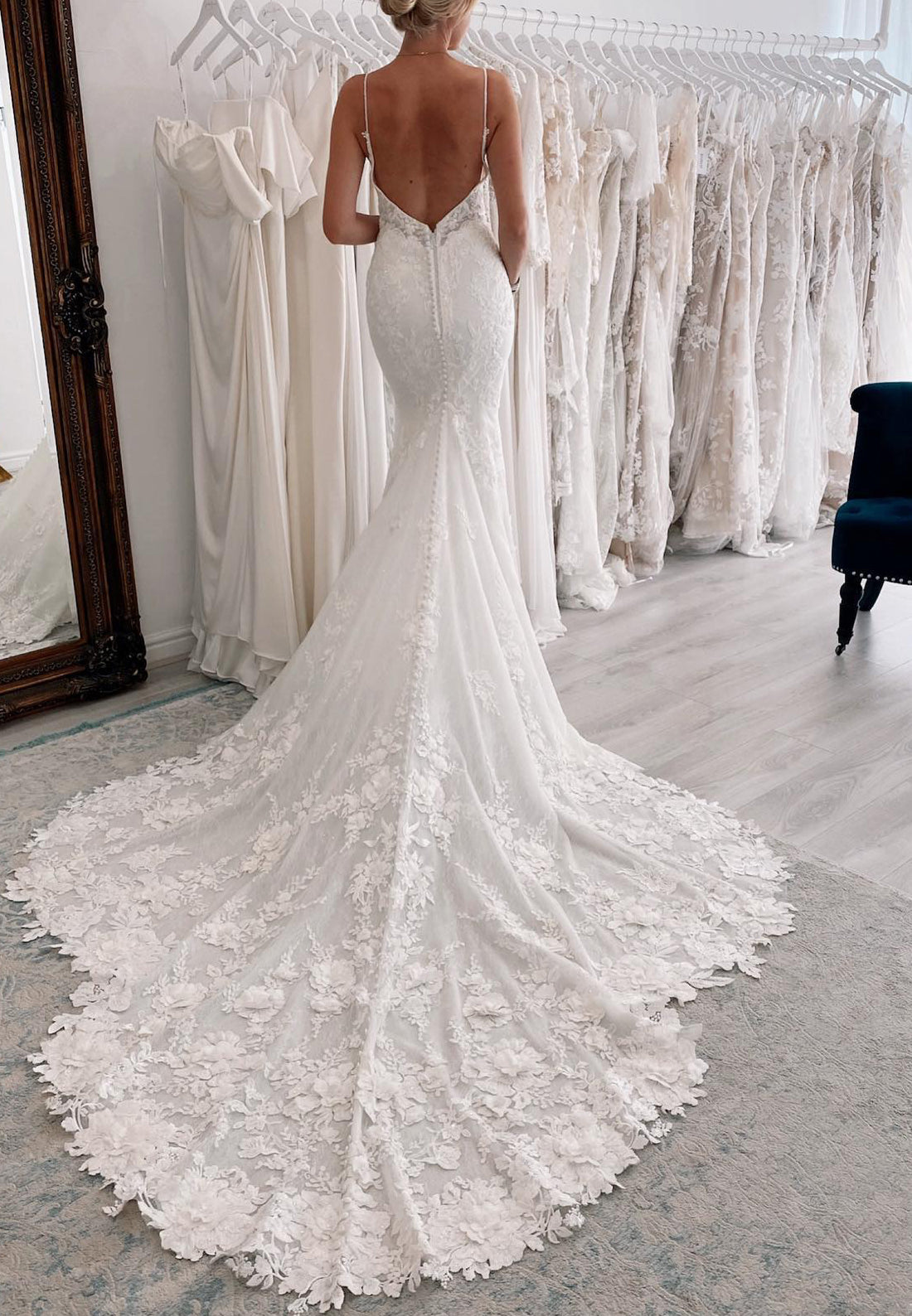 V-Neck Spaghetti Straps Lace Appliques Mermaid Wedding Dress