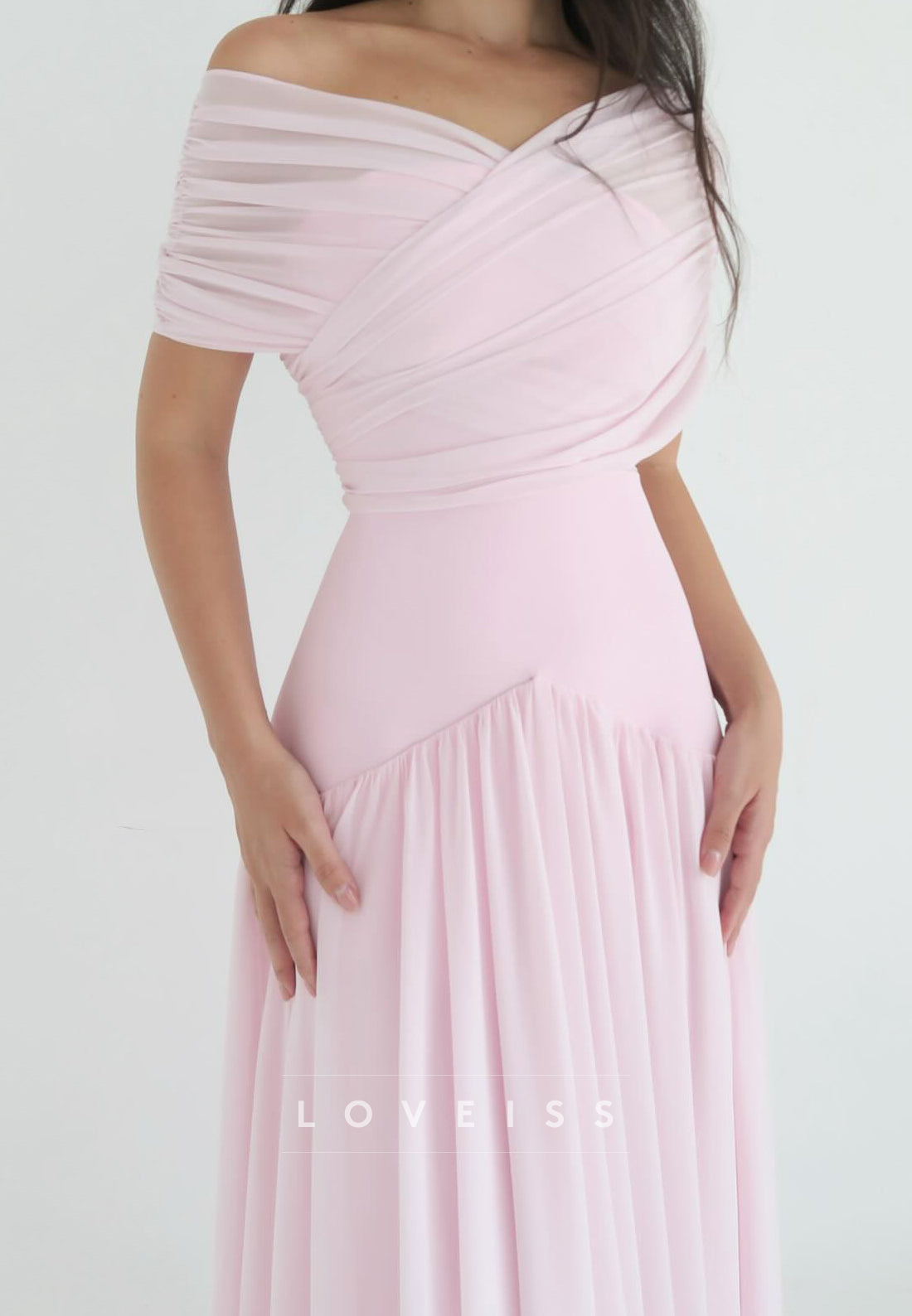 V-Neck Strapless Pleated A-Line Formal Dress