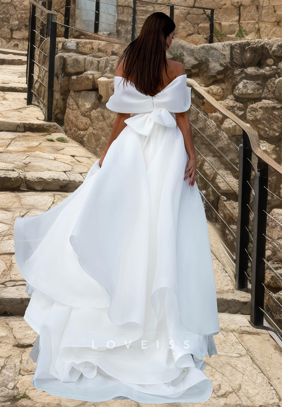 V-Neck Strapless Pleated Side Slit A-Line Beach Wedding Dress