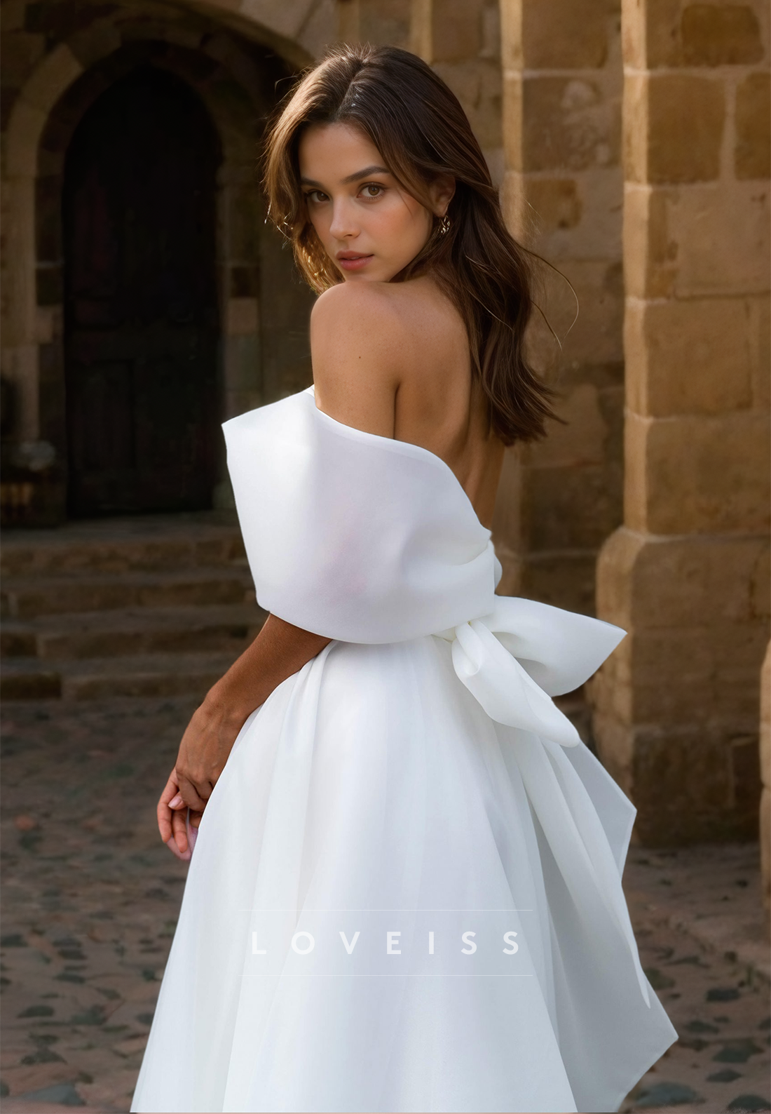 V-Neck Strapless Pleated Side Slit A-Line Beach Wedding Dress