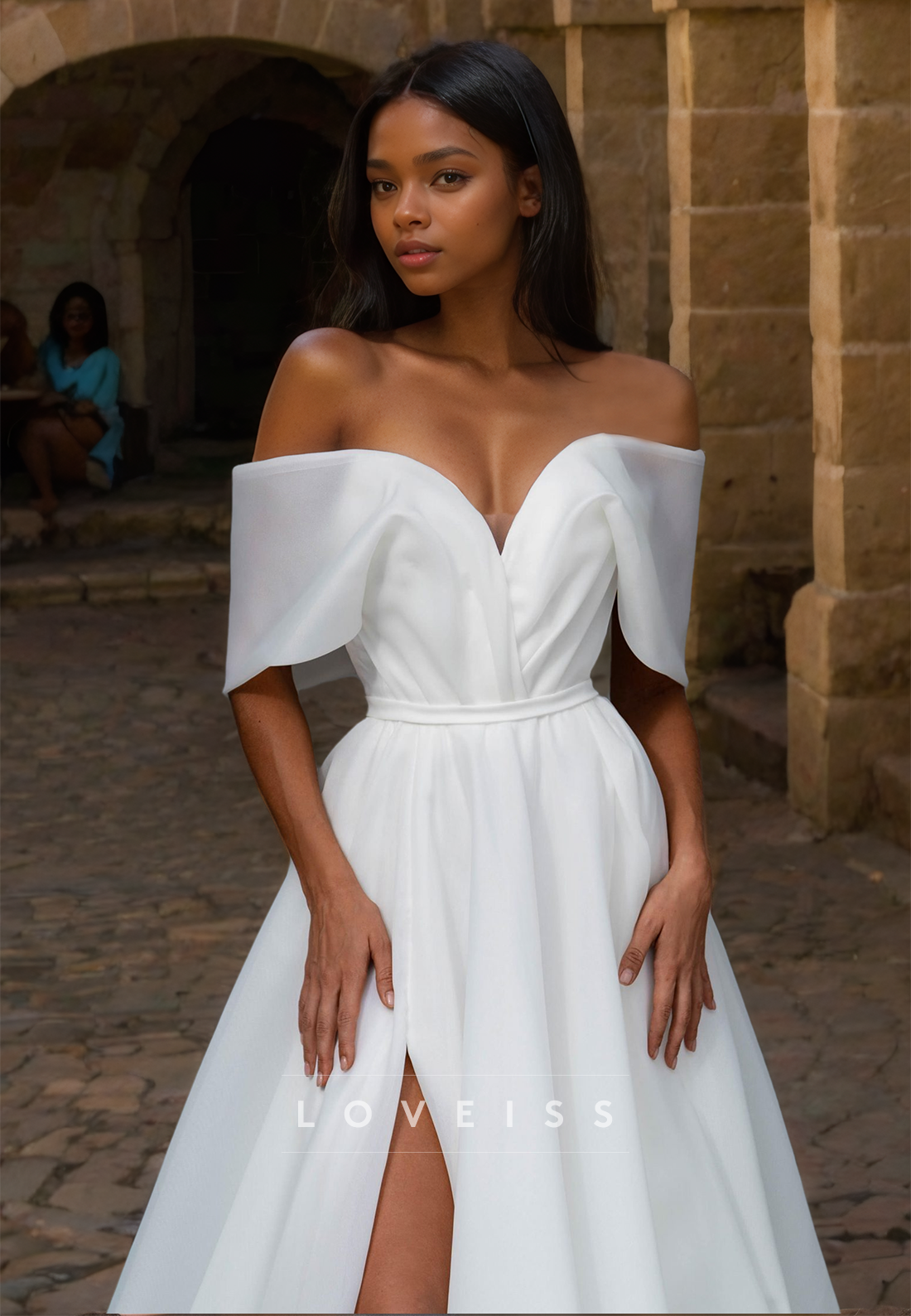 V-Neck Strapless Pleated Side Slit A-Line Beach Wedding Dress