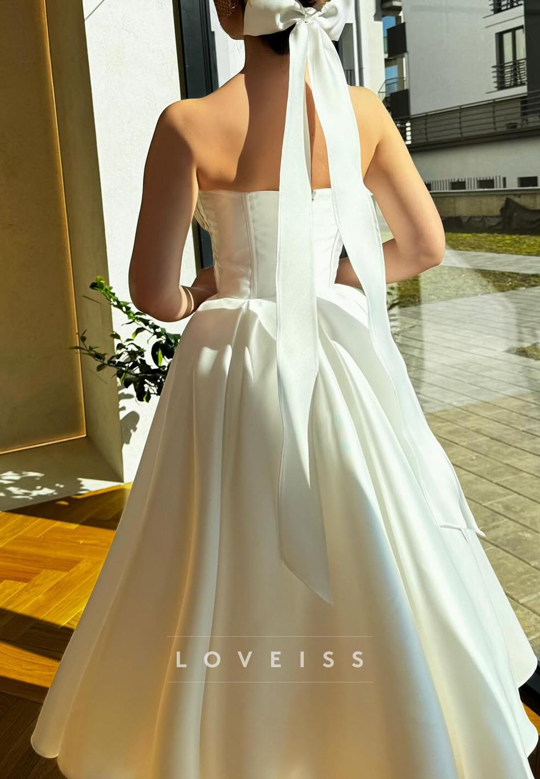 V-Neck Strapless Pleated Sleek A-Line Midi Wedding Dress