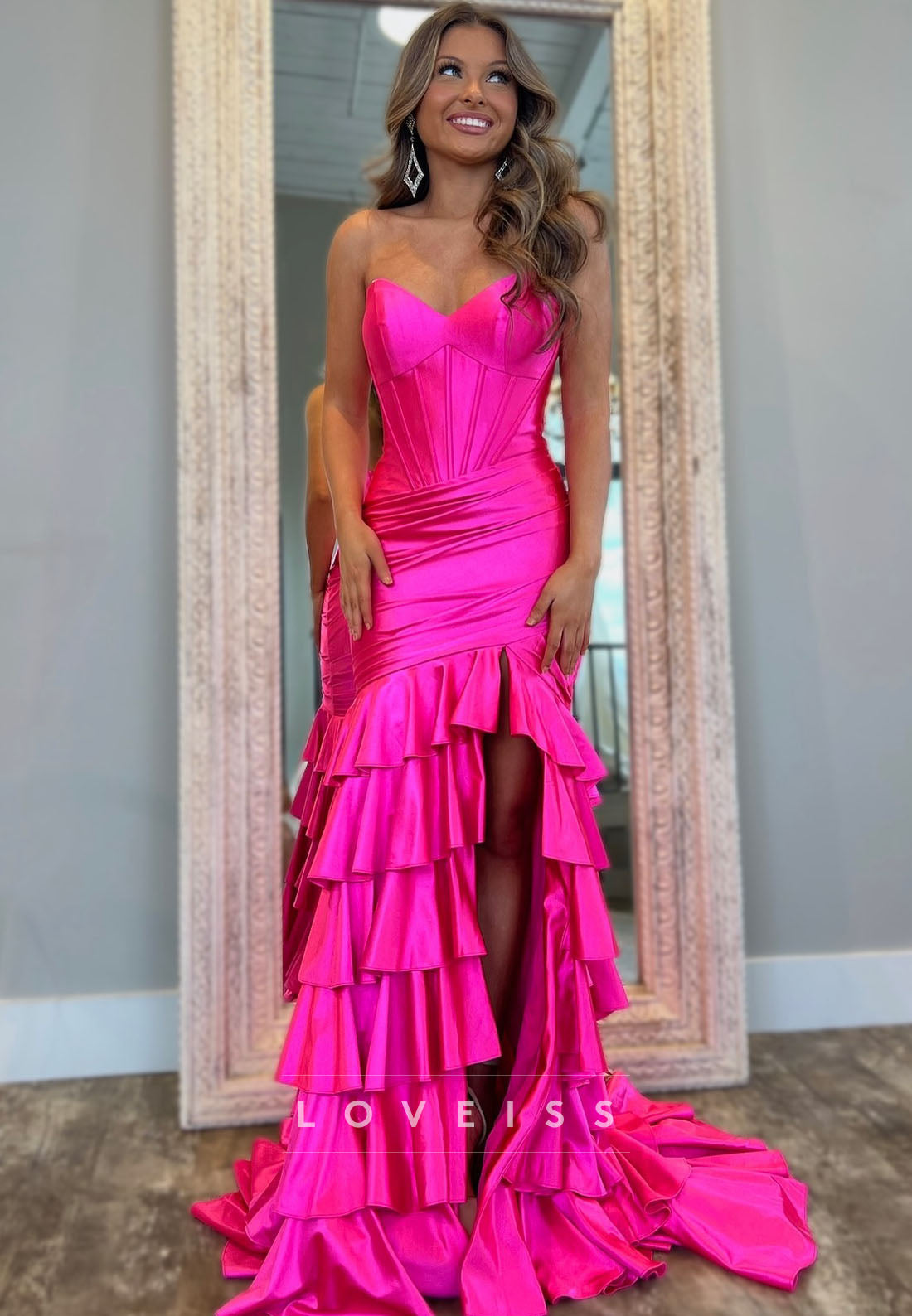 V-Neck Strapless Tiered Sheath Prom Dress