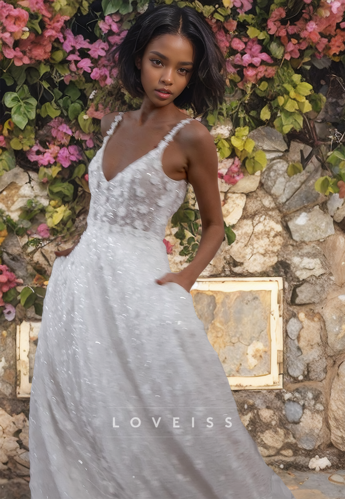 V-Neck Straps Appliques Tulle A-Line Beach Wedding Dress