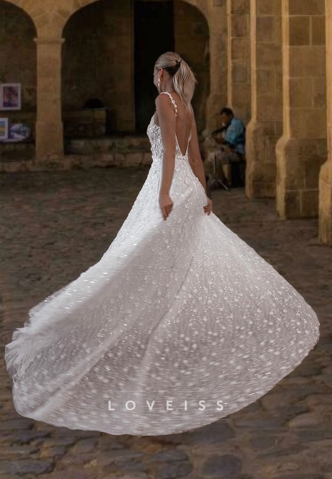 V-Neck Straps Appliques Tulle A-Line Beach Wedding Dress