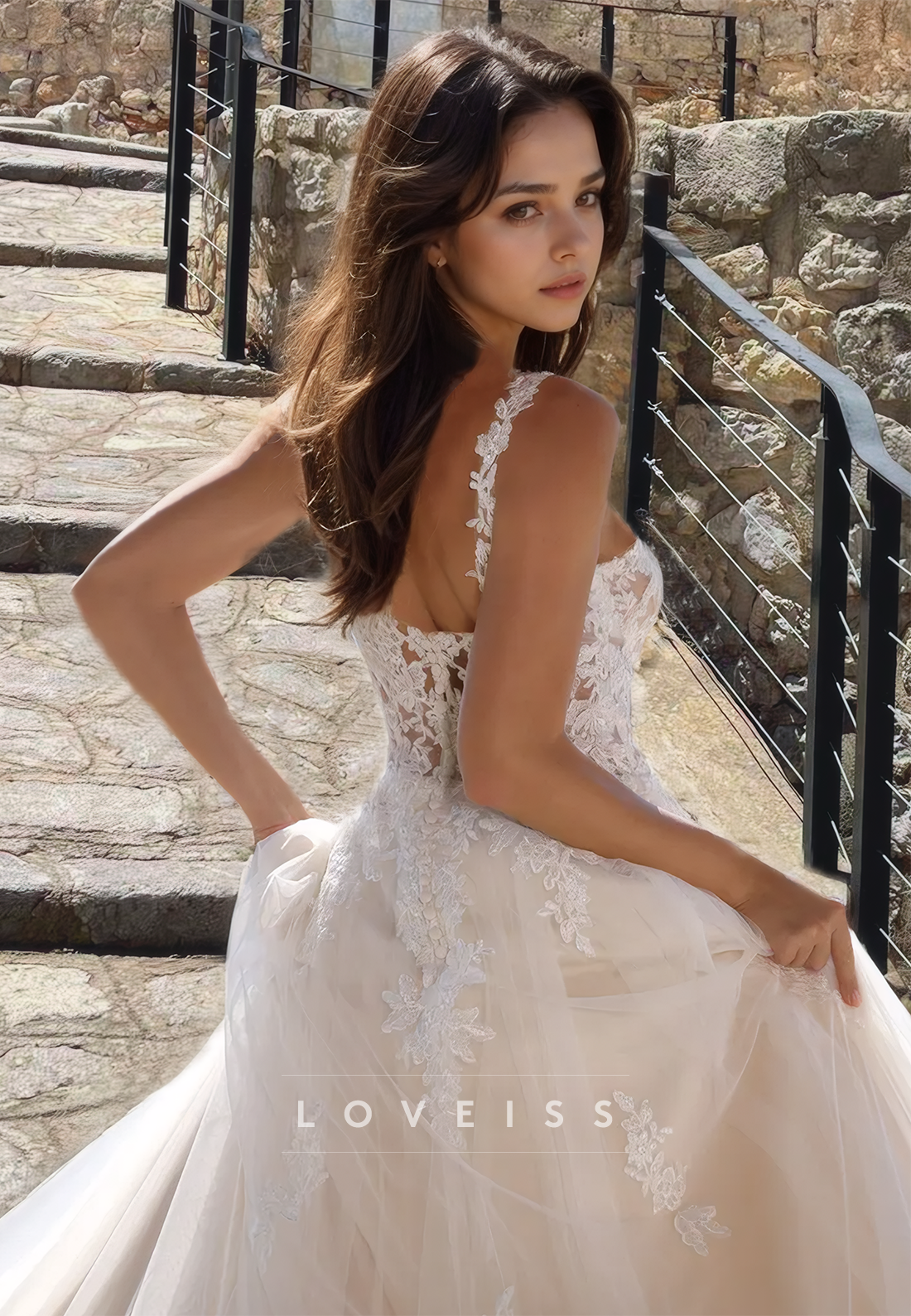 V-Neck Straps Appliques Tulle A-Line Classic Wedding Dress