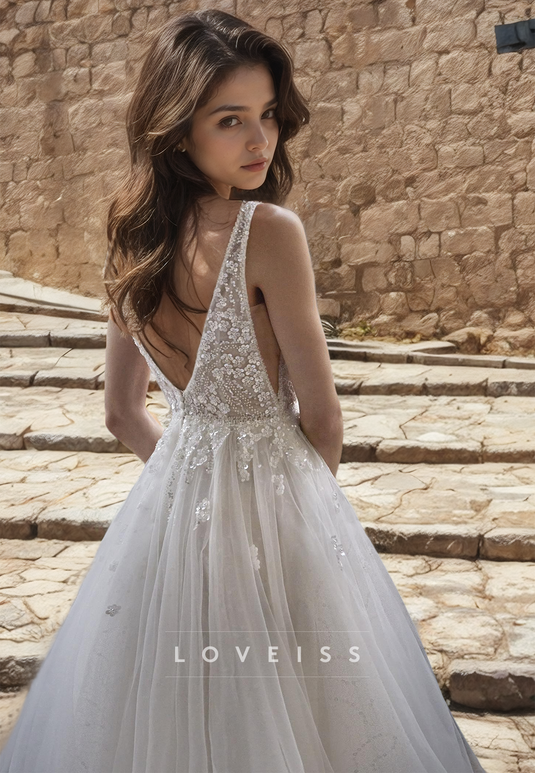 V-Neck Straps Appliques Tulle A-Line Wedding Dress