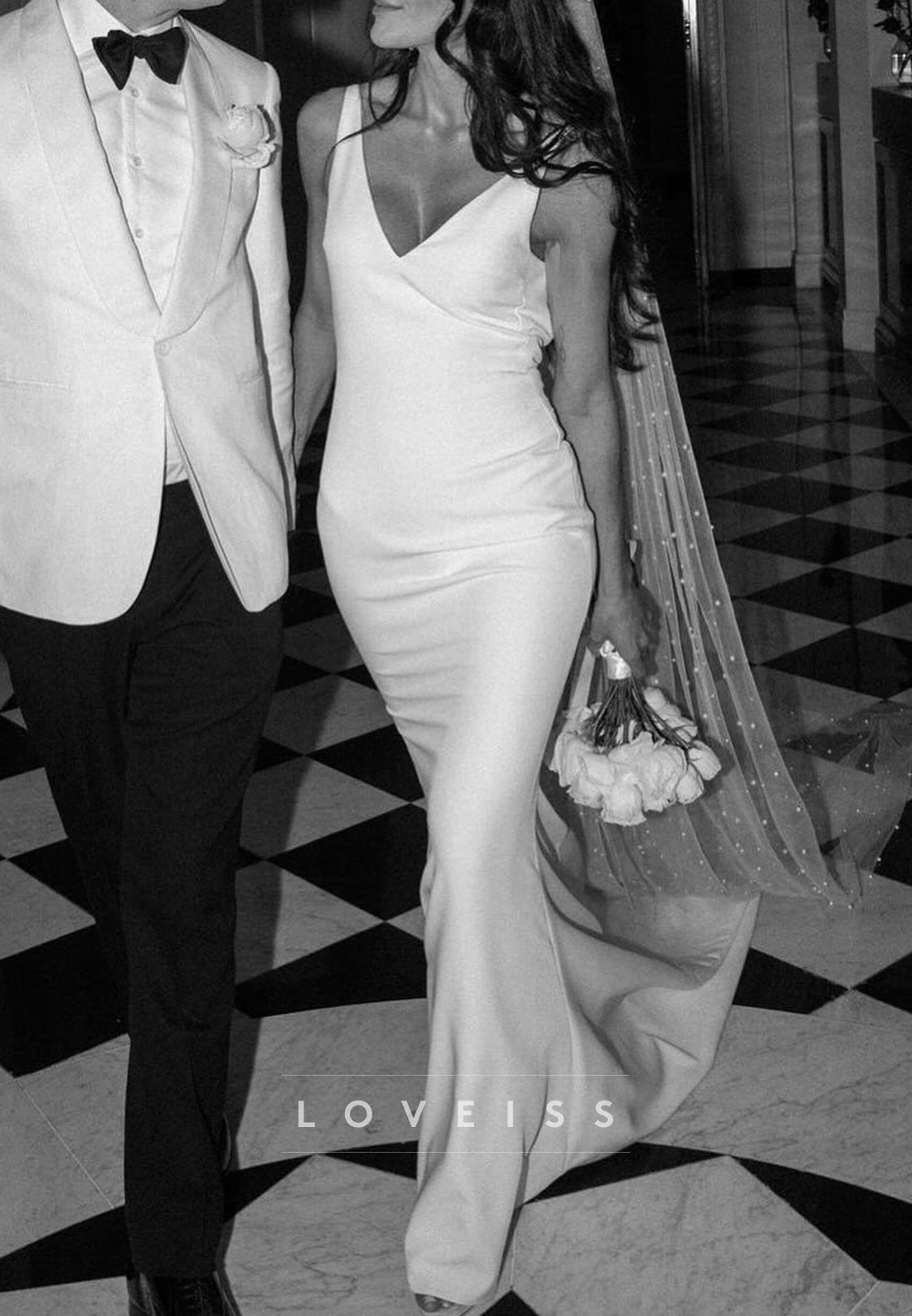 V-Neck Straps Sleek Fitted Mermaid Simple Wedding Dress