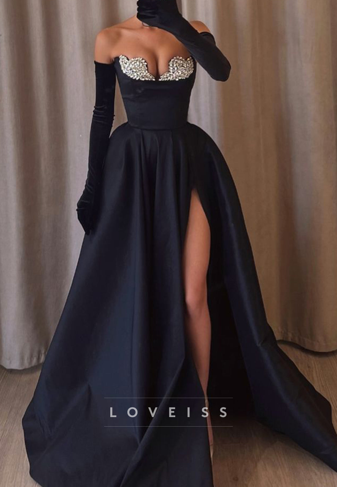 V-Neck Sleeveless Beaded Pleated A-Line Prom Dress