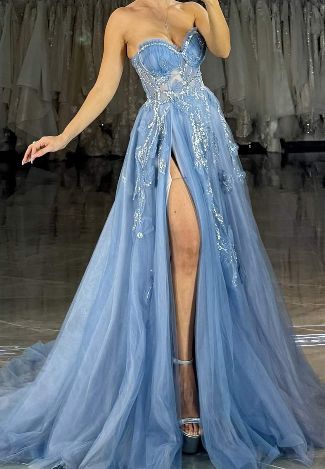 Sweetheart Strapless Tulle Appliques A-Line Prom Dress