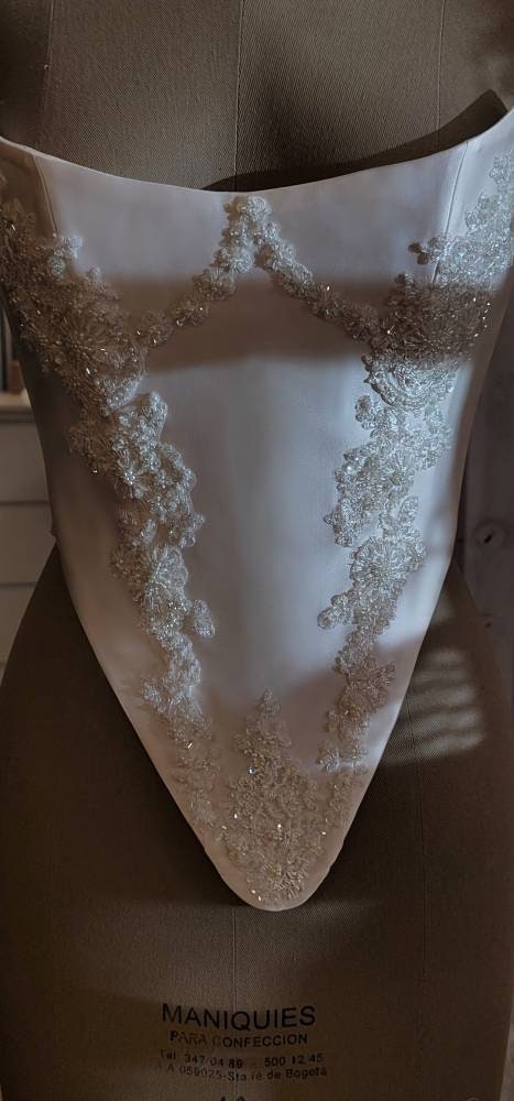 Bridal Cream Pearl Satin Corset Mini Low V Back Skirt Hand Beaded Lace Crystal Embroidered Sheer Long Sleeves Dress