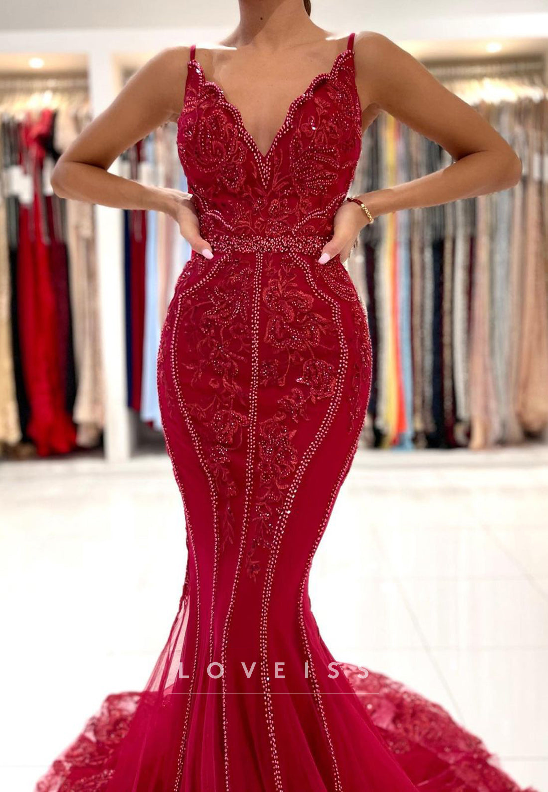 V-Neck Straps Appliques Tulle Sleeveless Mermaid Burgundy Prom Dress