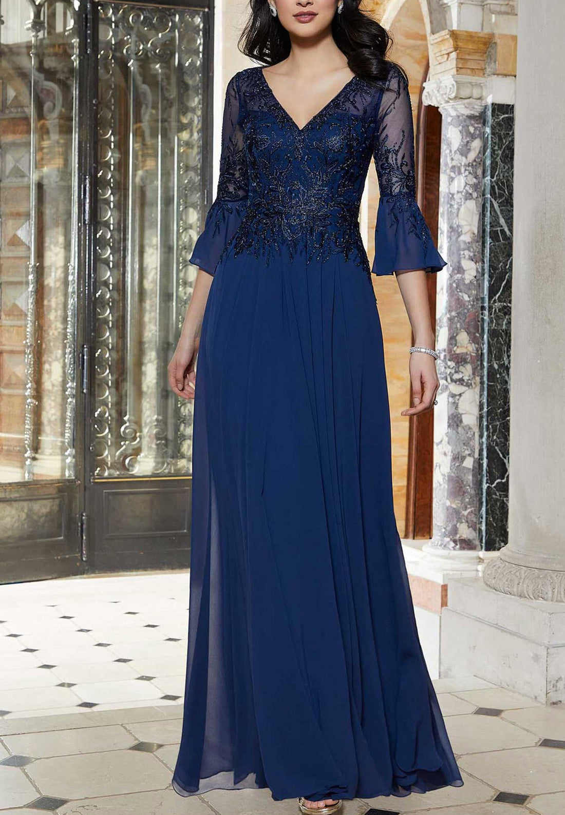V-Neck Long Sleeves Appliques Pleated Chiffon A-Line Prom Dress