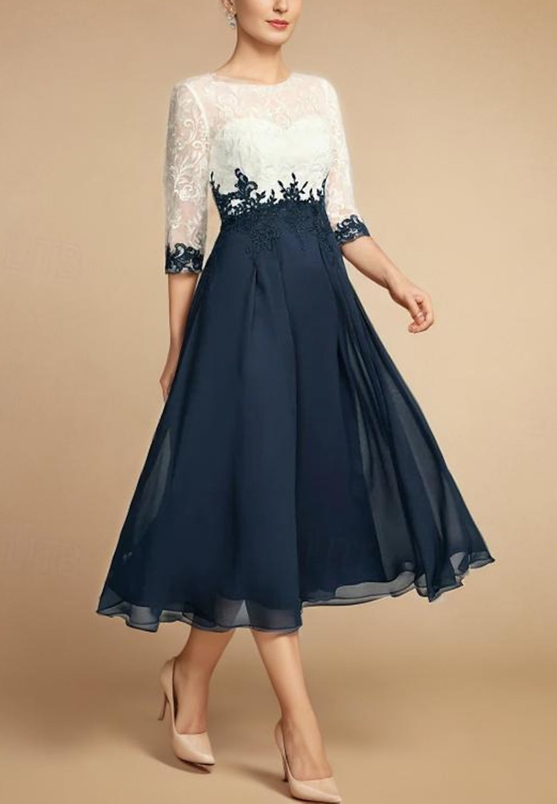 A Line Bateau Lace Appliques 3/4 Sleeves Elegant Mother of the Bride Dress
