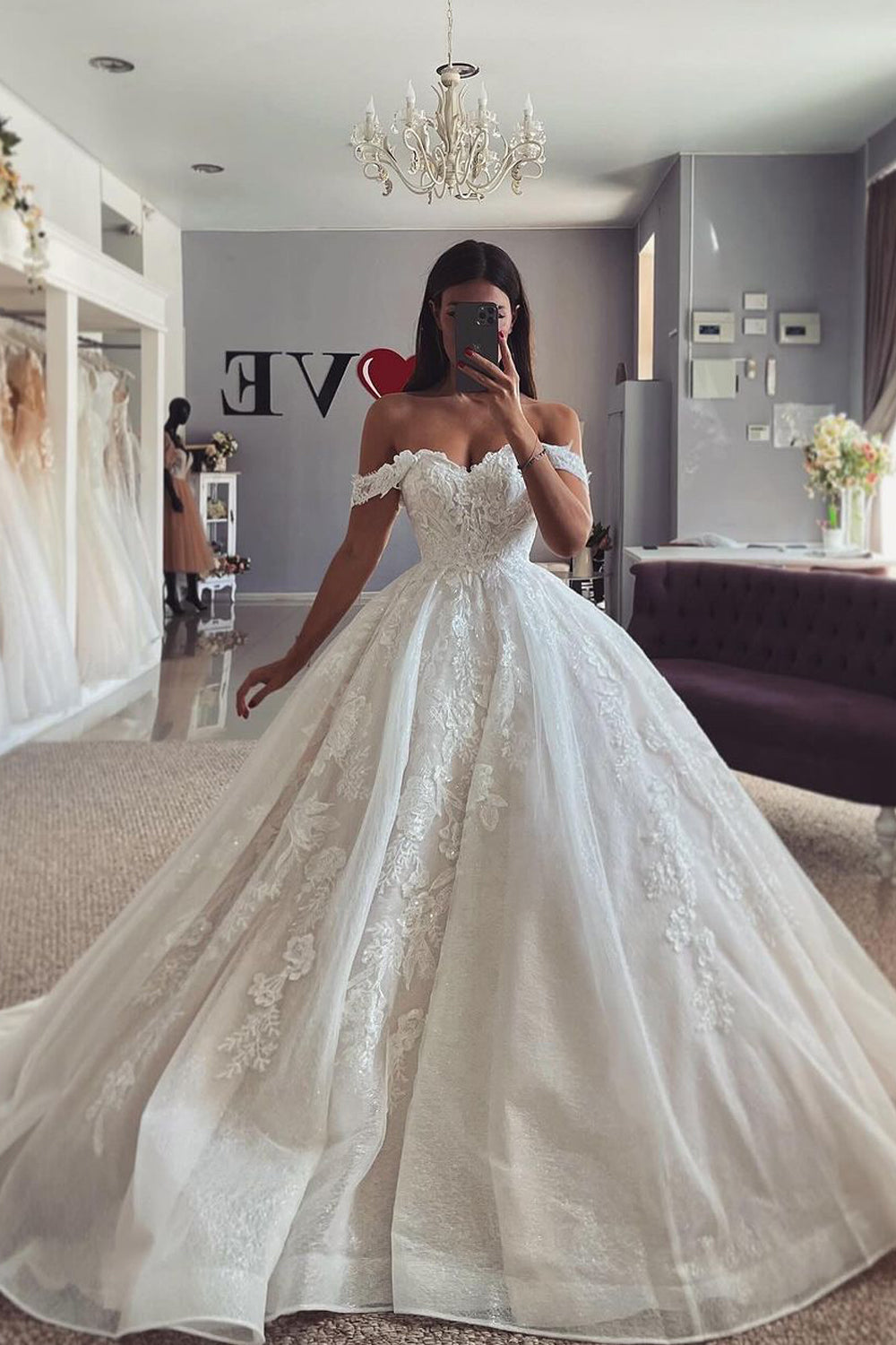Gorgeous Ball Gown Off the Shoulder Wedding Dresses with Appliques