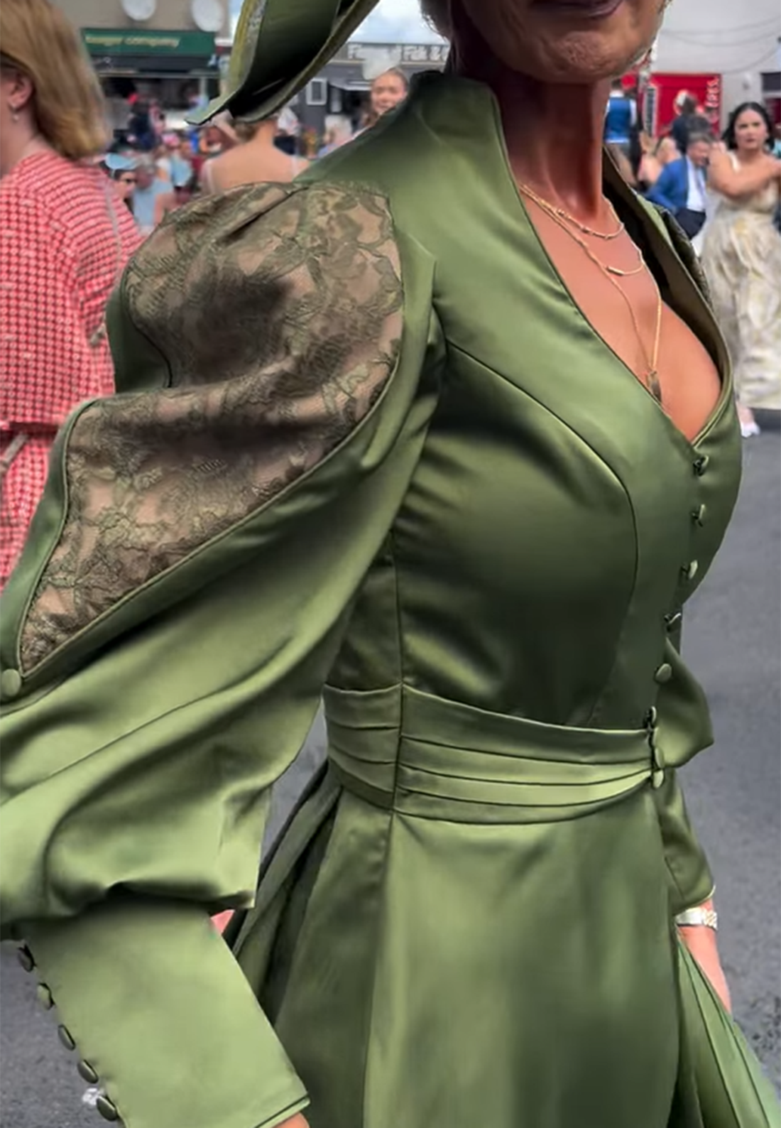 V-Neck Long Sleeves Appliques Sheath Mother of Briide Dress