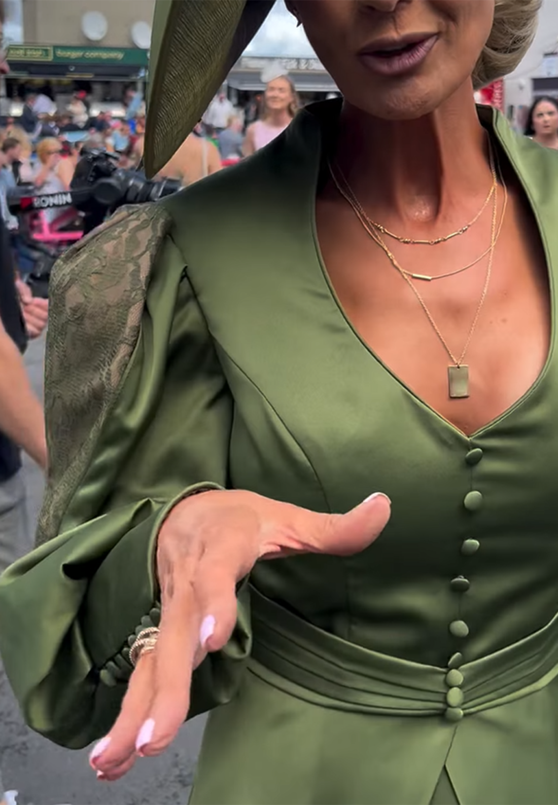 V-Neck Long Sleeves Appliques Sheath Mother of Briide Dress