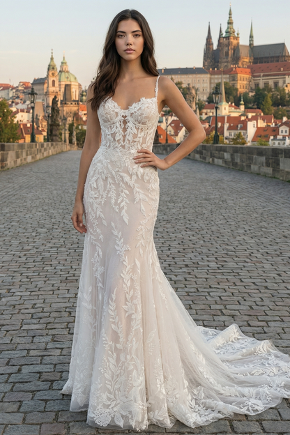 Sweetheart Straps Appliques Lace Mermaid Wedding Dress