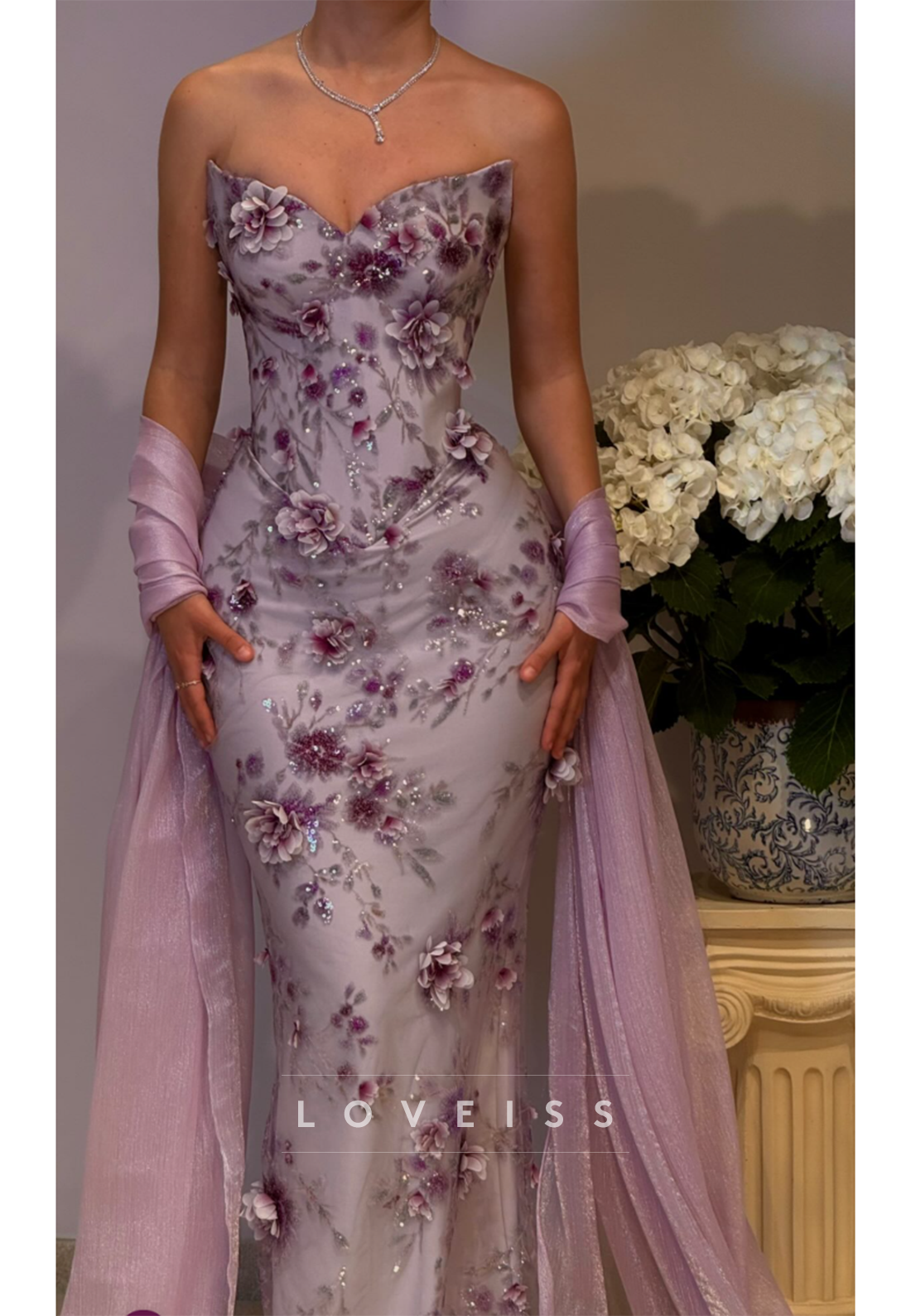 V-Neck Appliques Mermaid Prom Dress