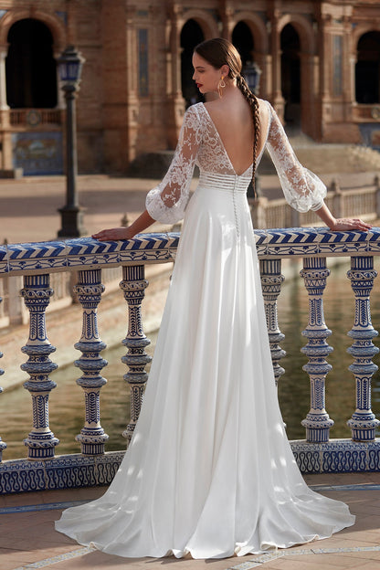 Crepe wedding dress with lace details