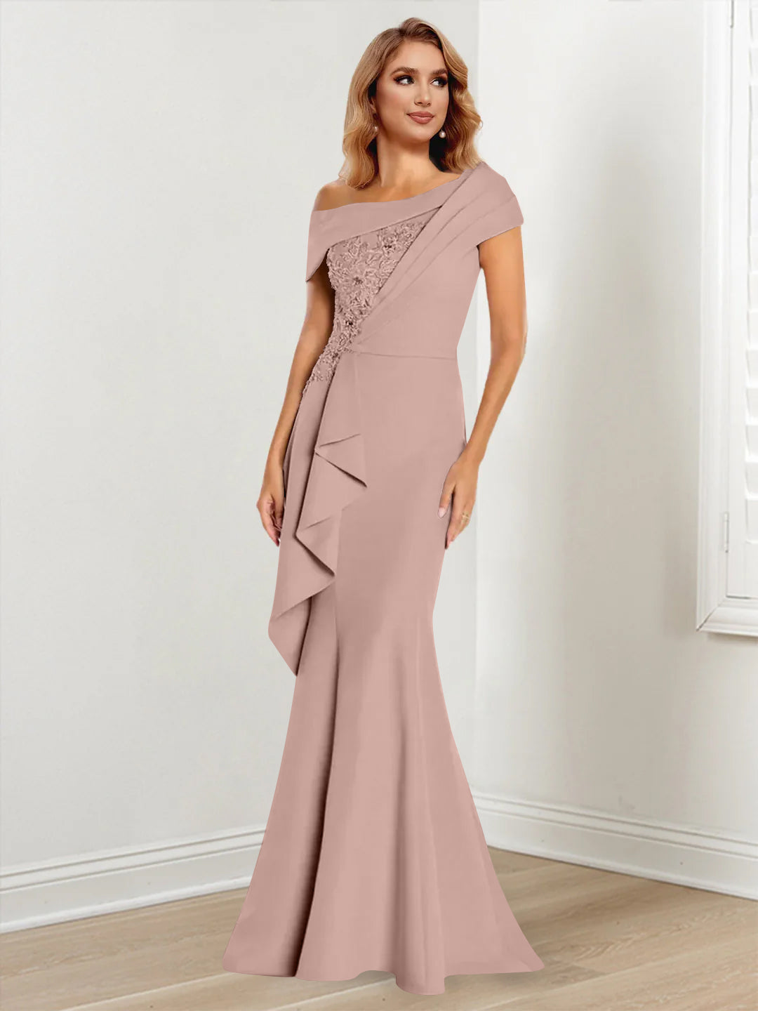 Trumpet/Mermaid One-Shoulder Long Sleeves Mother of the Bride Dresses With Lace