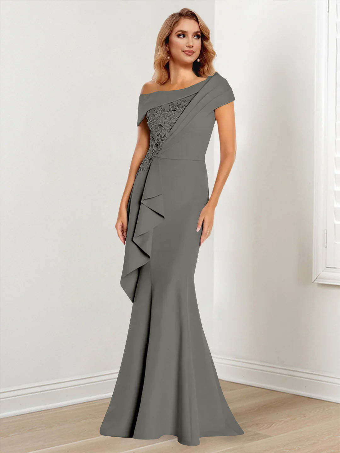 Trumpet/Mermaid One-Shoulder Long Sleeves Mother of the Bride Dresses With Lace