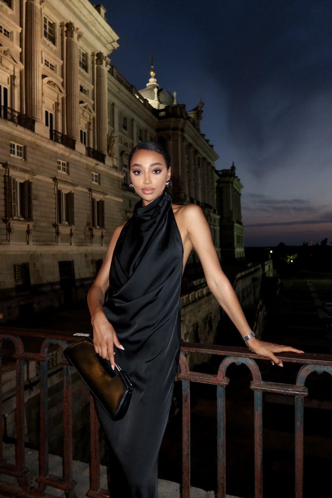 Halter Sleeveless Mermaid Black Evening Dress