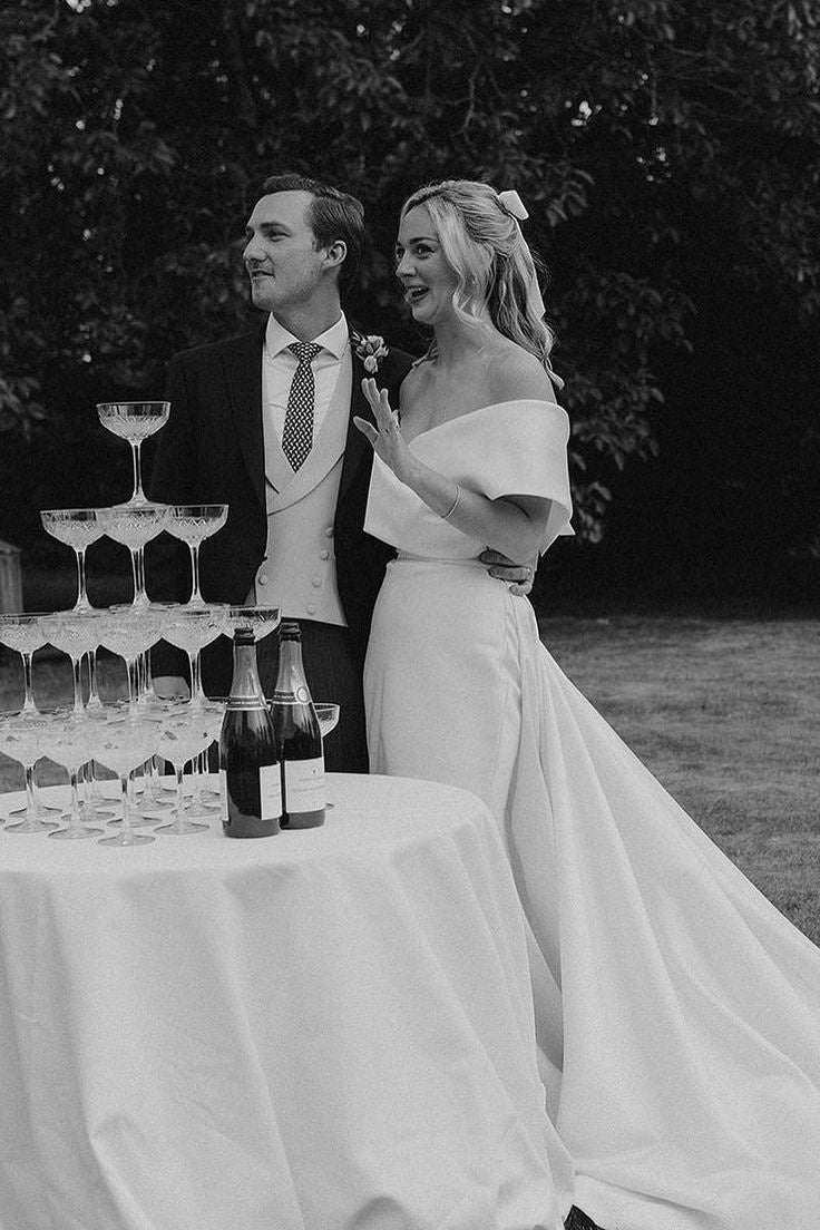 Off The Shoulder Mermaid Long Wedding Dress With Detachable Train