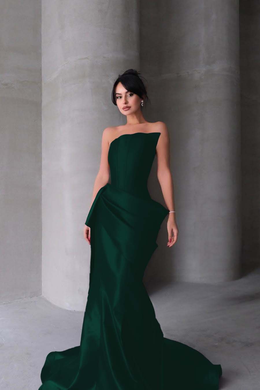 Lussooy Modern V-Neck Slit Prom Dress Spaghetti-Straps