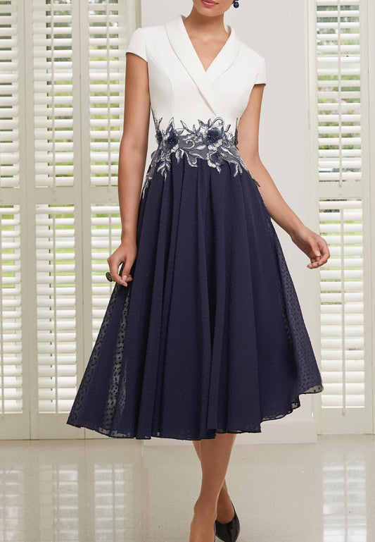 V-Neck Cap Sleeves Appliques A-Line Pleated Mother of Bride Dress Cocktail Dress