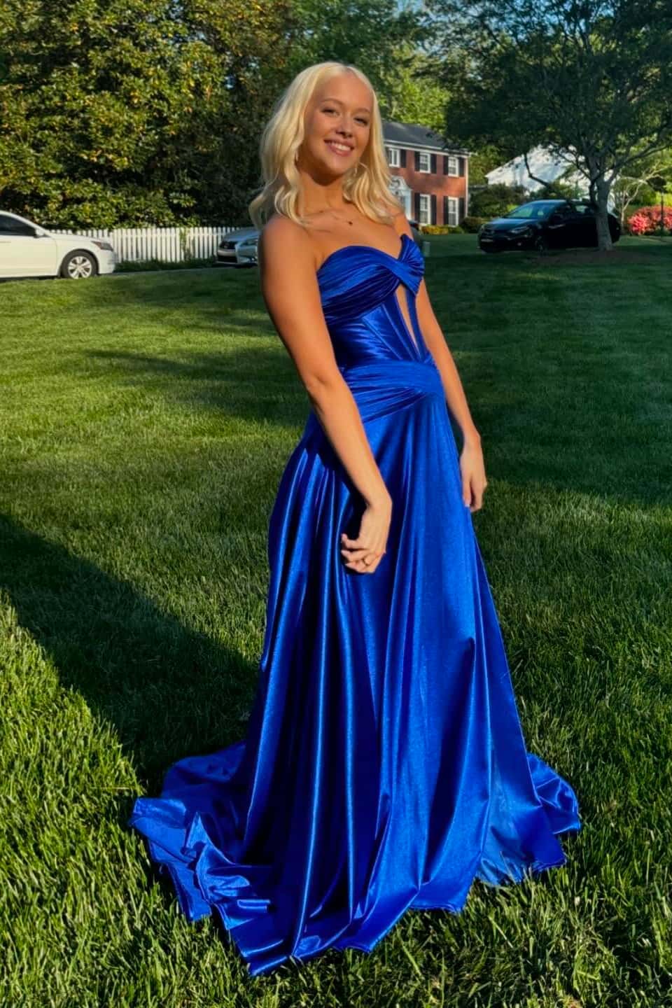 Sweetheart Royal Blue Keyhole A-lin Long Prom Dress