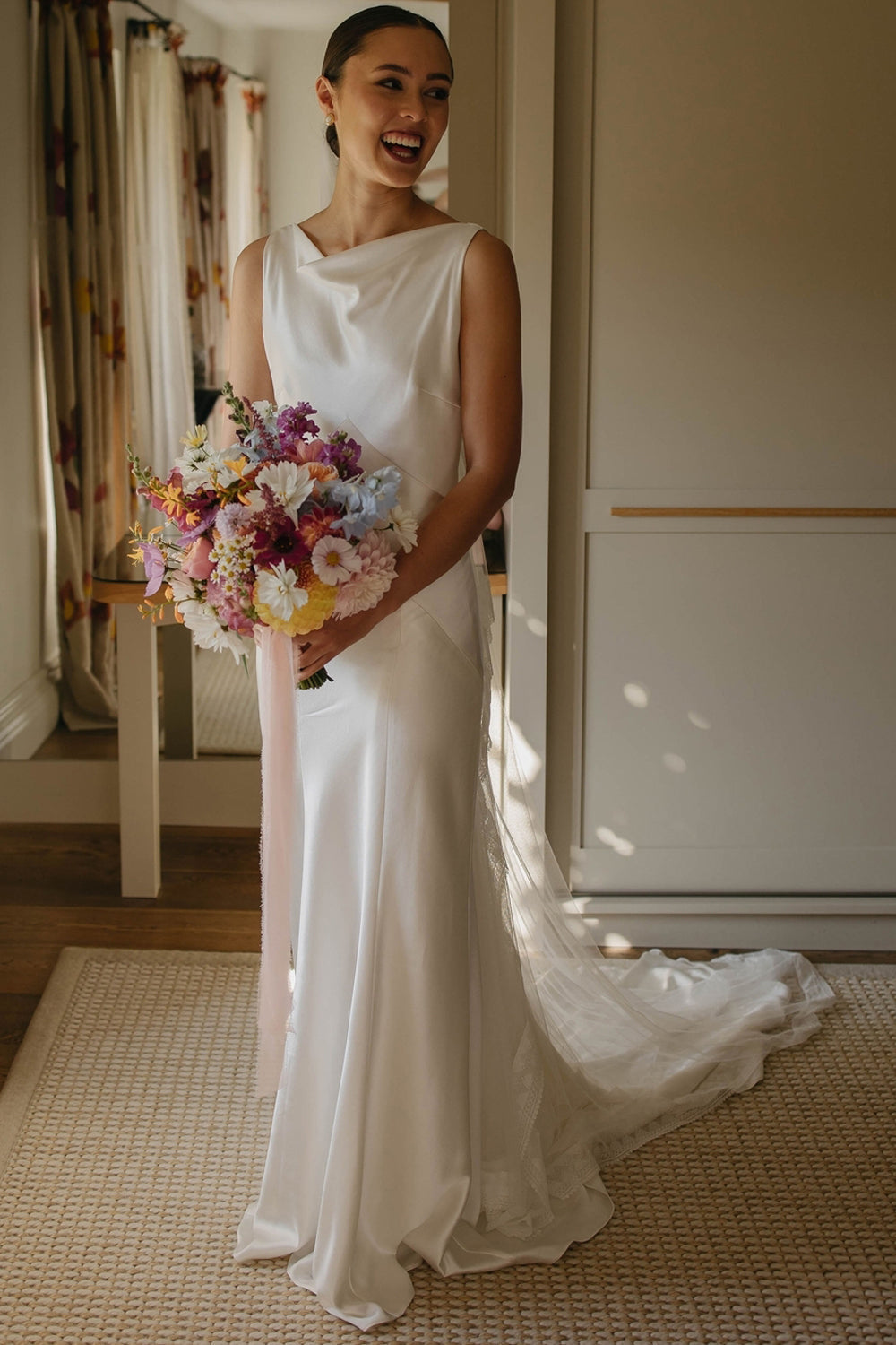 Romantic Sheath Boat Neck Silk Satin Long Weddingl Dresses