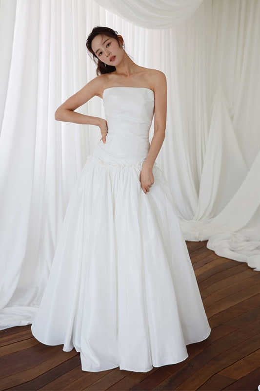 Taffeta A Line Long Wedding Dress Lace Up Back