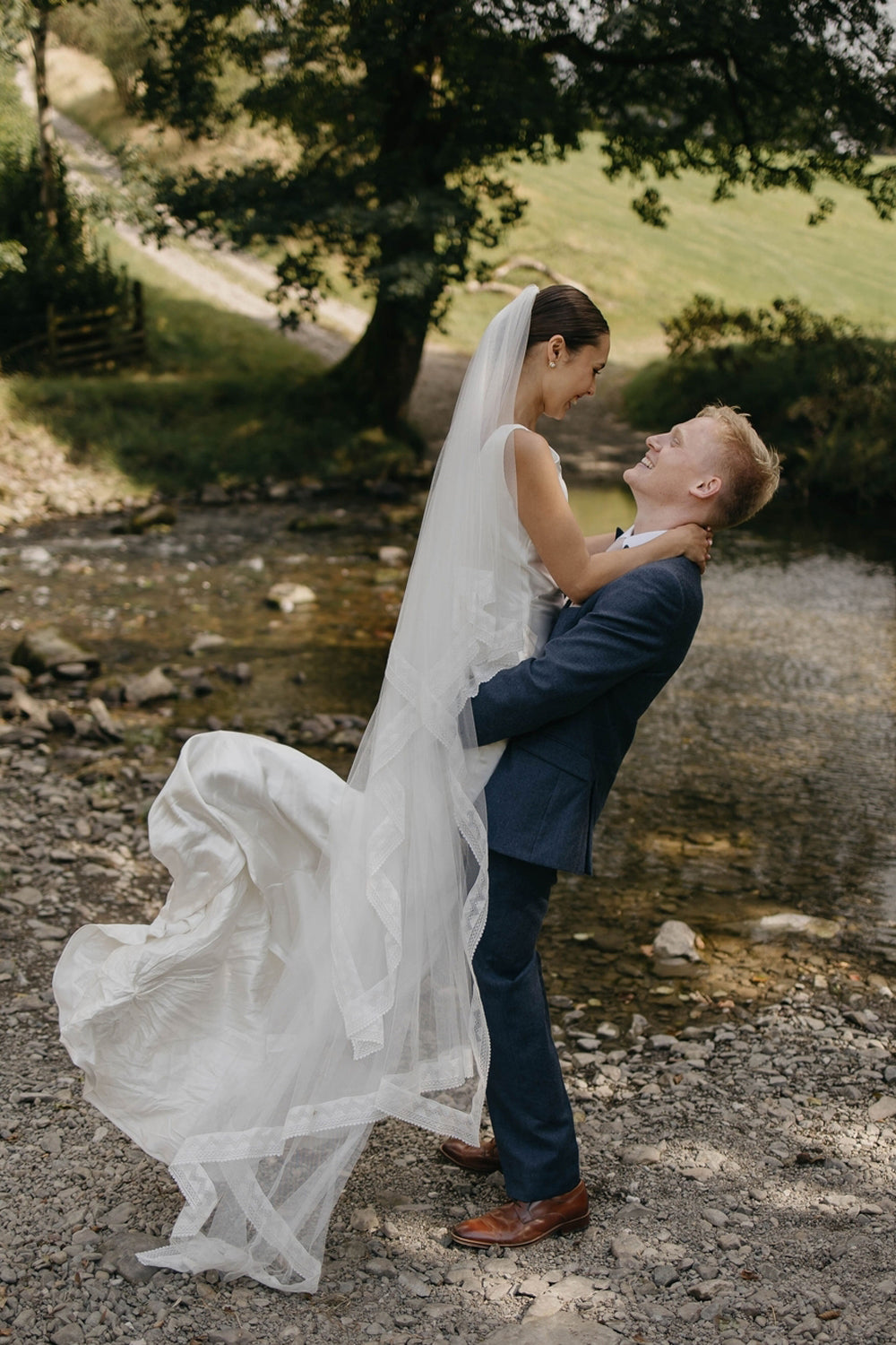 Romantic Sheath Boat Neck Silk Satin Long Weddingl Dresses