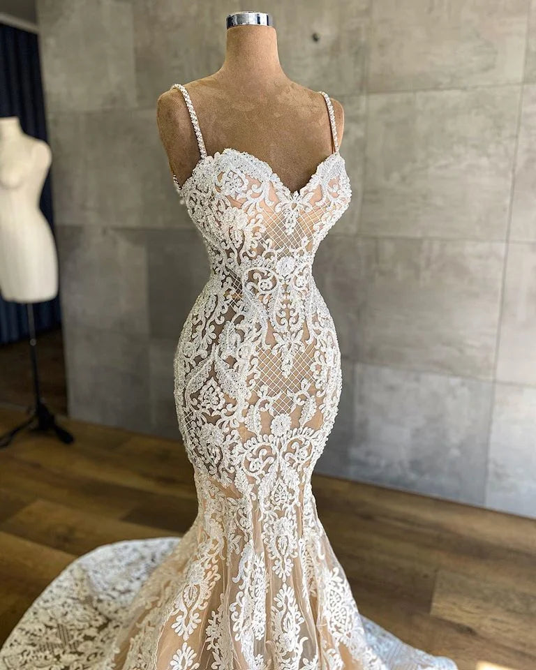 Sexy Sweetheart Spaghetti-Straps Floor-length Mermaid Wedding Dress With Appliques Lace