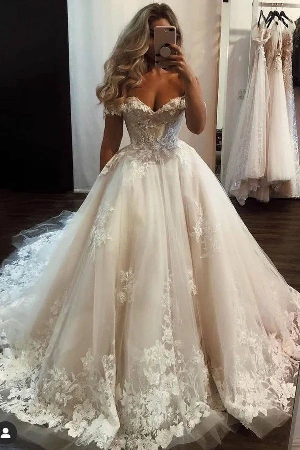 Luxury Long A-line Off-the-shoulder Wedding Dress With Tulle Lace