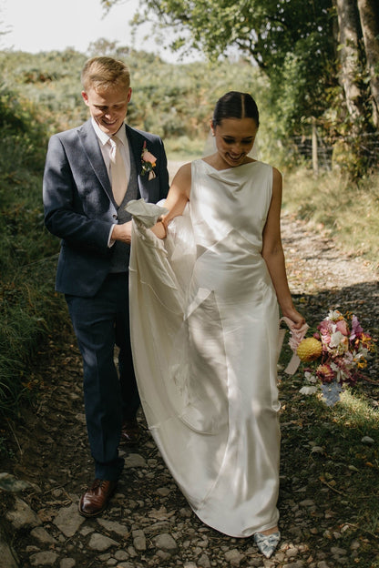 Romantic Sheath Boat Neck Silk Satin Long Weddingl Dresses