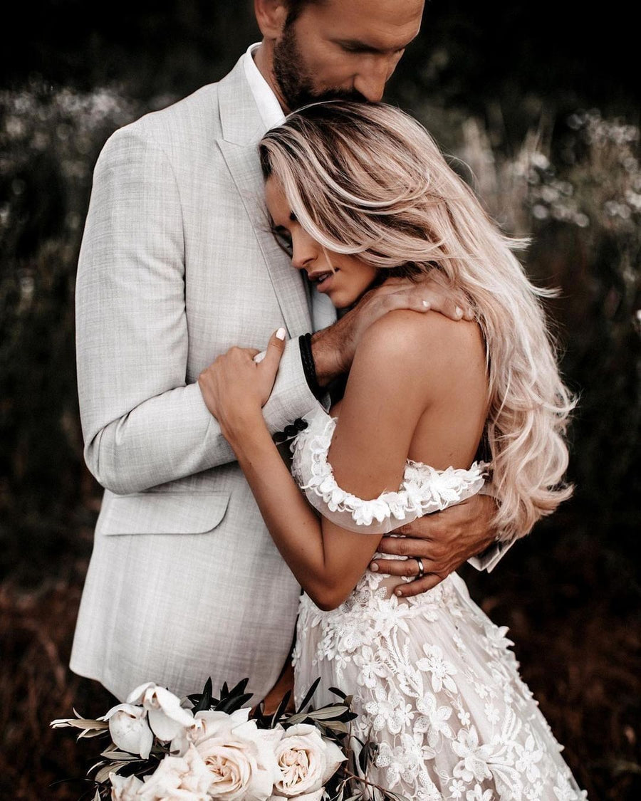 A Line Lace Beach Country Wedding Dresses Off the Shoulder Bridal Gown