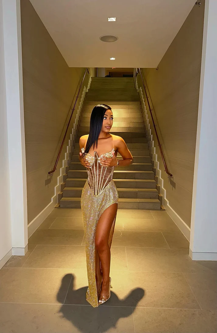 Sexy Long Black Girl Prom Dress Mermaid Sweetheart Gold Sequins Evening Gown