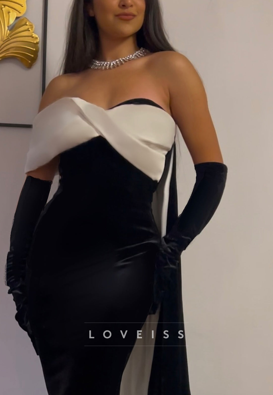 Asymmetrical Sleevless Velvet Mermaid Prom Dress