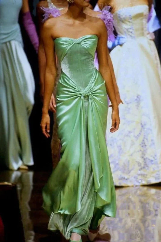 Charming Mermaid Sweetheart Green Long Prom Dress with Ruched