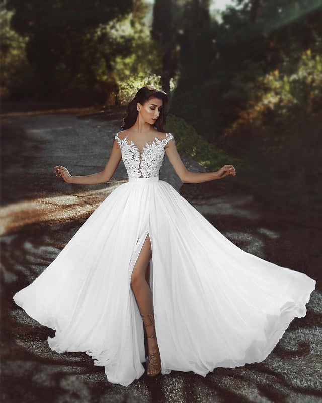 Elegant Lace Appliques Cap Sleeves Chiffon Wedding Dresses With Leg Slit