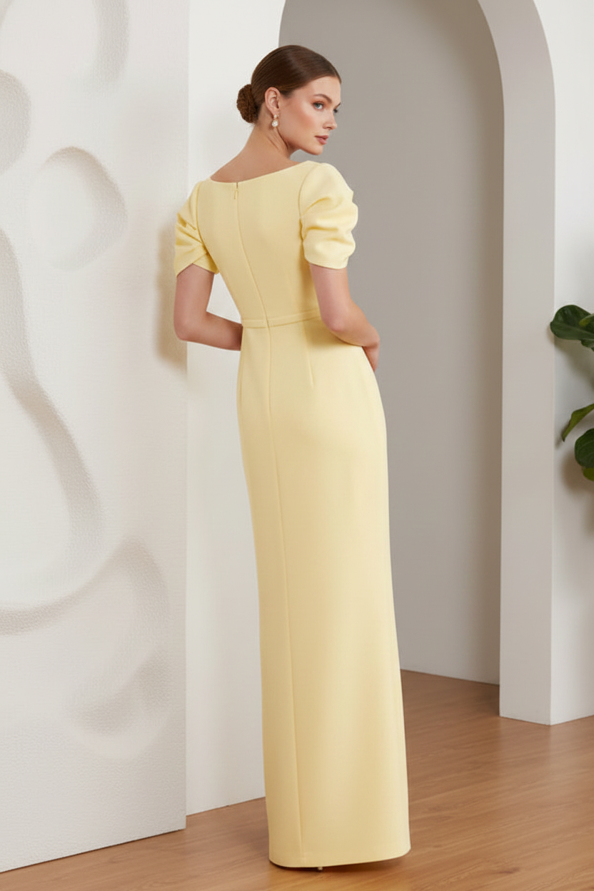 Pale Yellow Scoop Short Sleeves Sheath Mother of Bride Dress