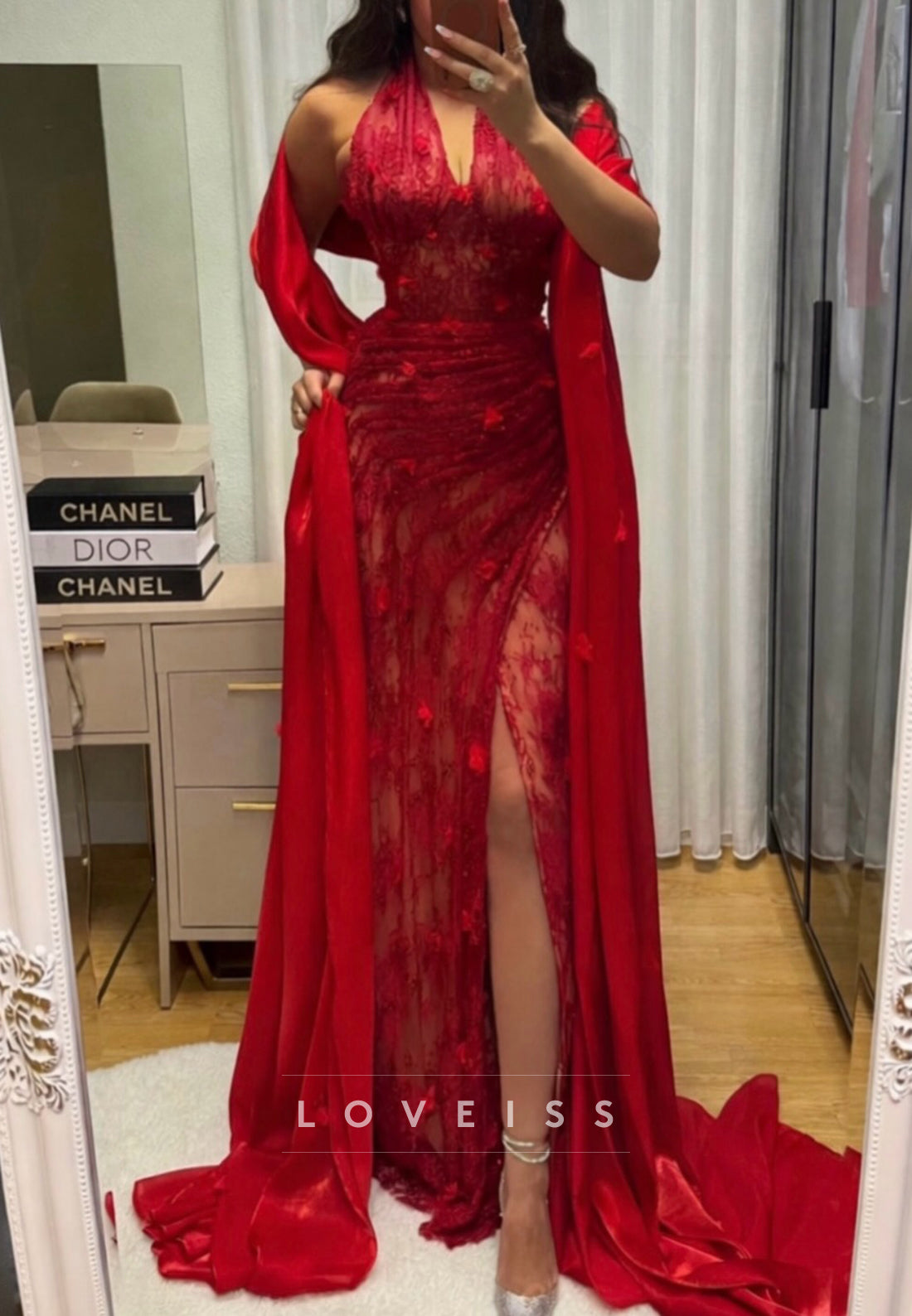 Halter V-Neck Floral Appliques Sheath Prom Dress