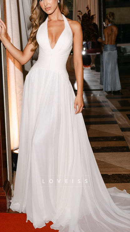 Halter V-Neck Sleeveless Pleated Beach Wedding Dress